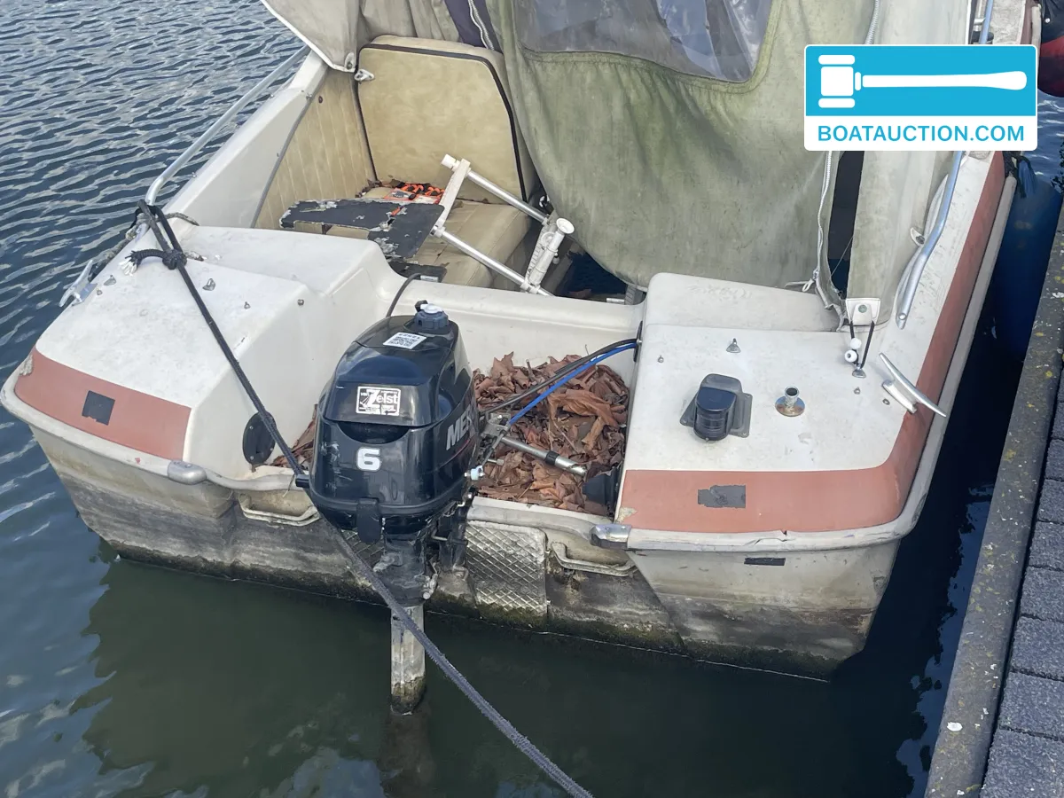 foto: 12 Motorboat 400