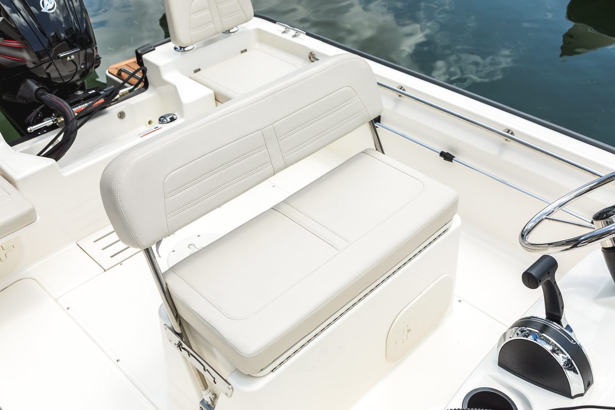 foto: 18 Boston Whaler 170 Montauk