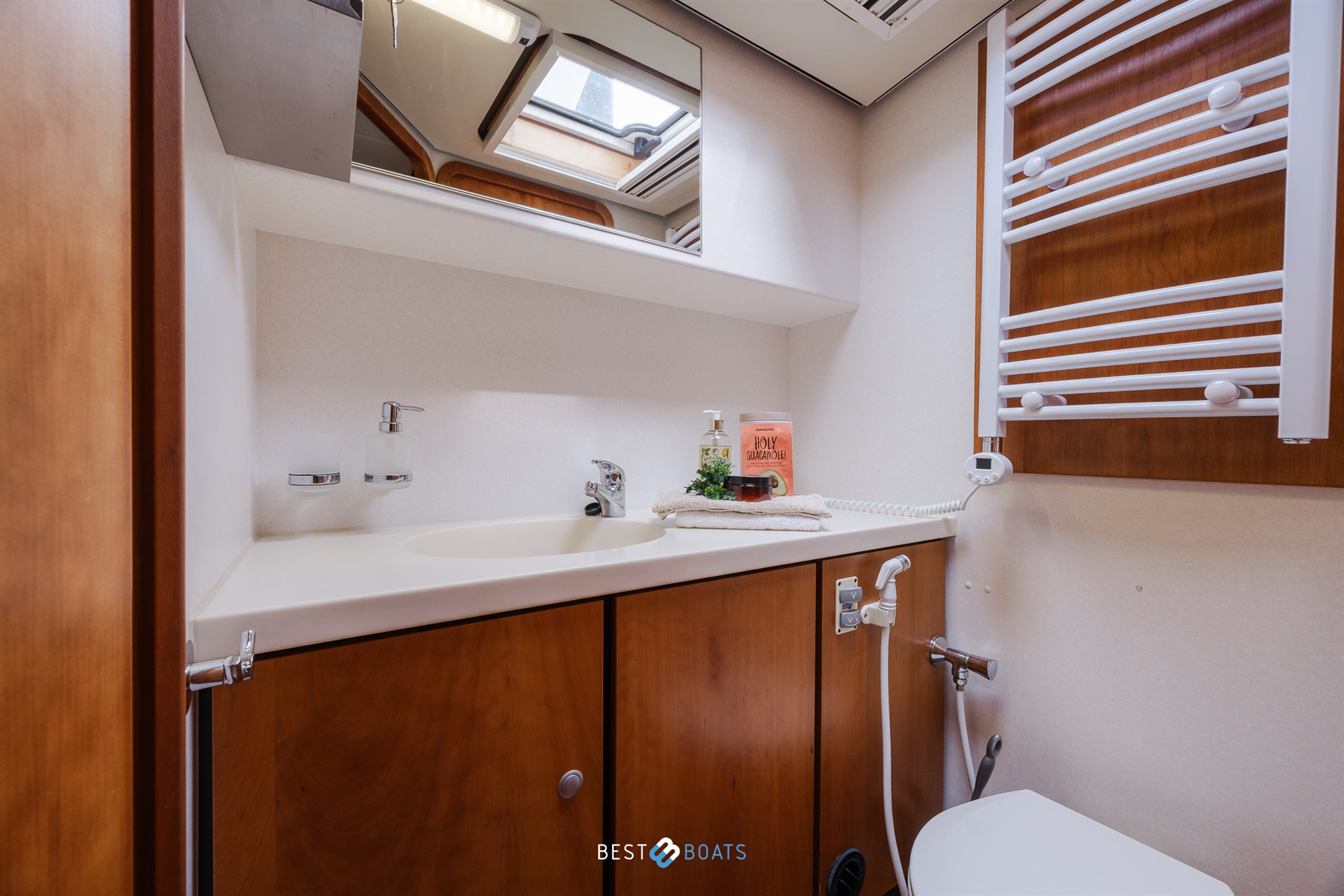 foto: 128 Linssen Grand Sturdy 45.9 AC Twin