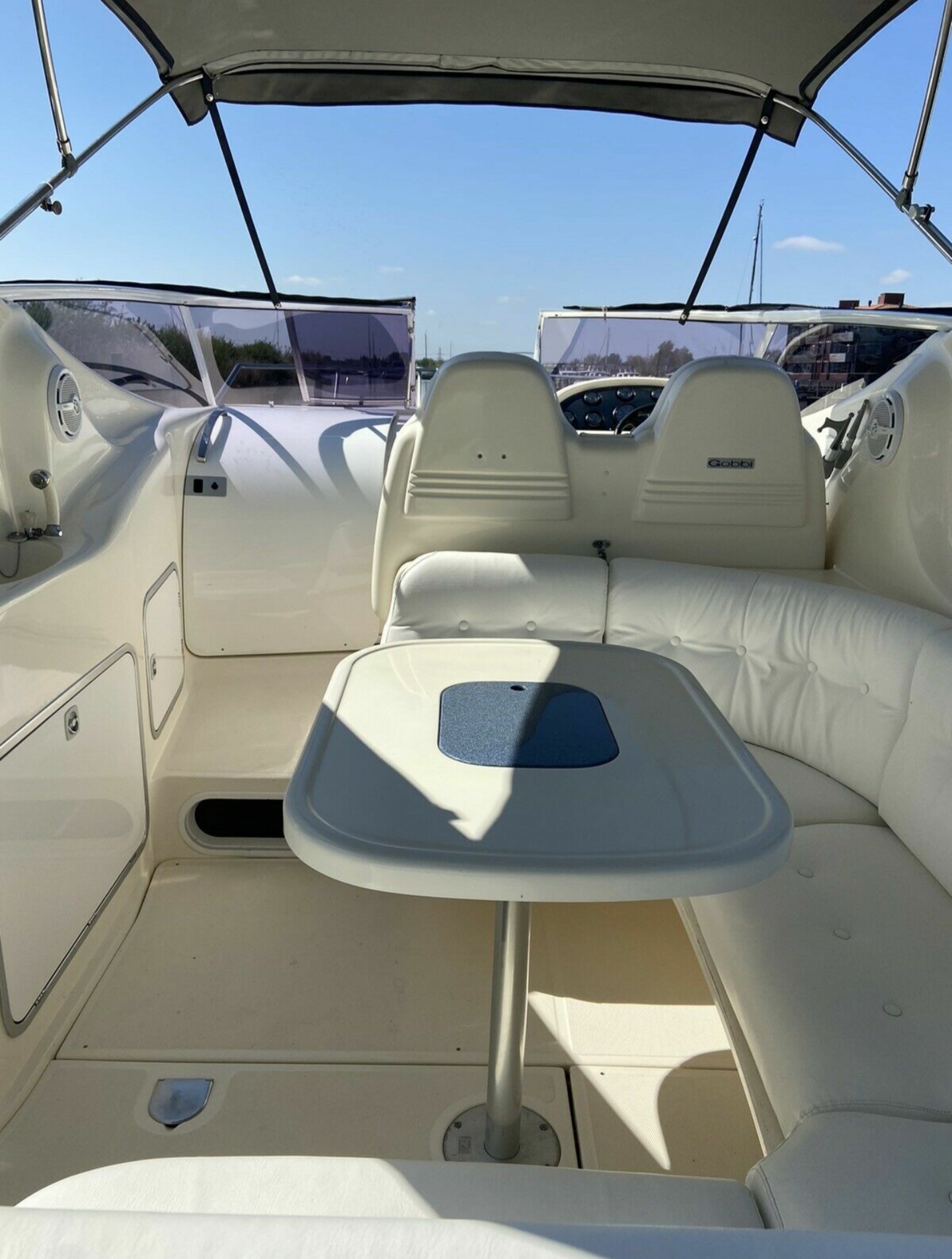 foto: 57 Gobbi 245 Cabin
