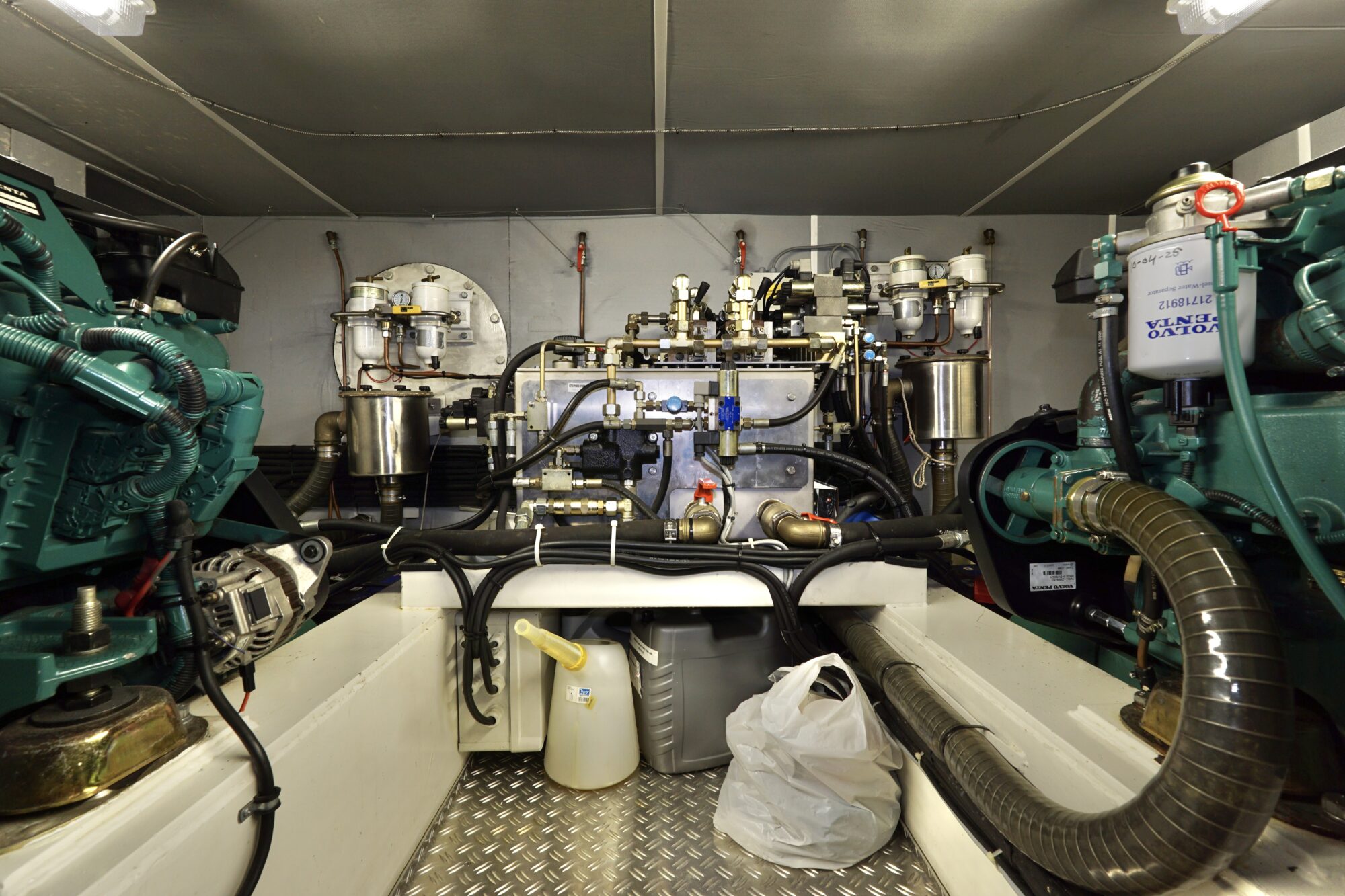 foto: 102 Van den Hoven Van den Hoven Exclusive 18.00 VS