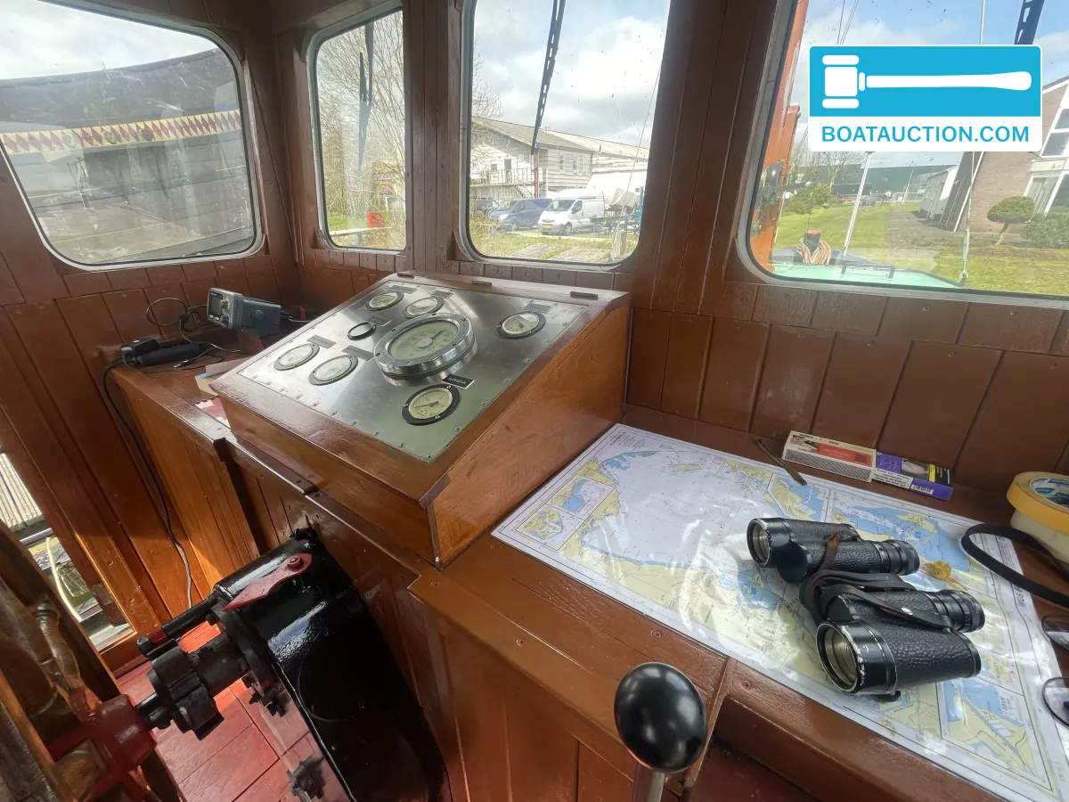 foto: 40 Sleepboot 2200