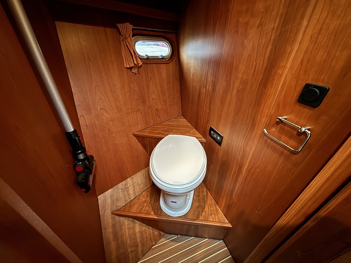 foto: 28 Aqualine 46 Pilothouse