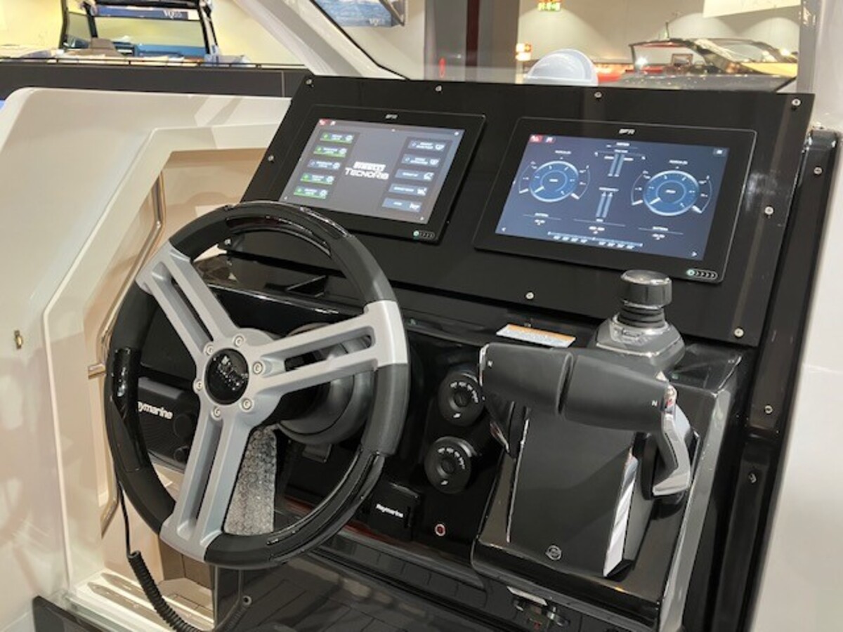 foto: 41 PIRELLI 35 DEMO 2025 - BRAND NEW - SPECIAL OFFER! 