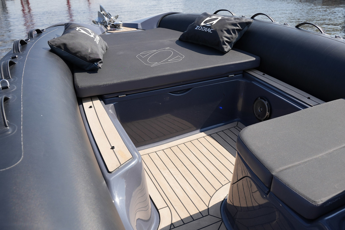 foto: 43 Zodiac N-ZO 680 