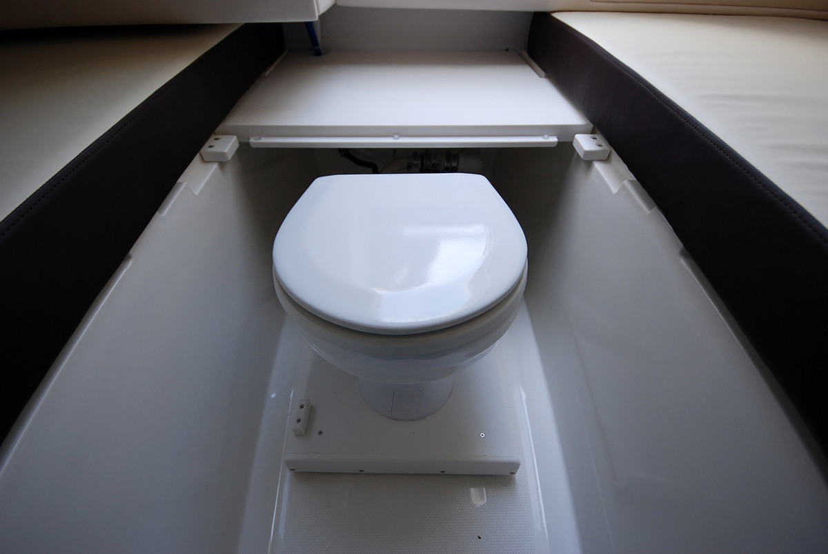 foto: 73 Sea Ray Sun Sport 250