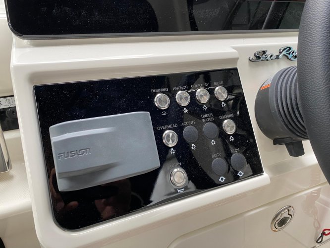 foto: 28 Sea Ray OPTIE Sundancer 265