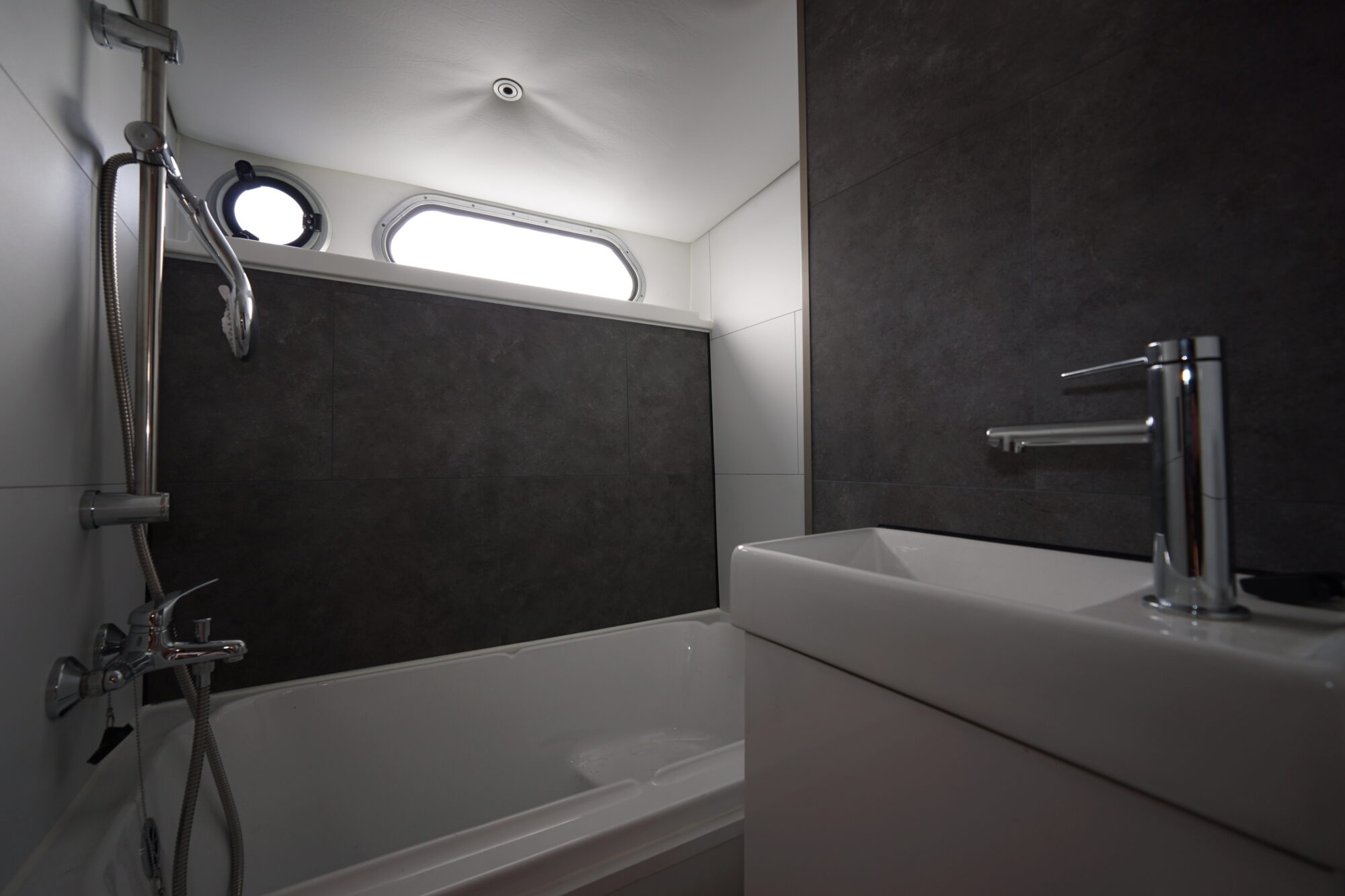 foto: 57 Valkkruiser Valkkruiser 12.60 AK Cabrio