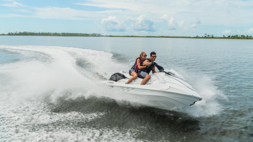 foto: 12 Yamaha Boats VX Cruiser