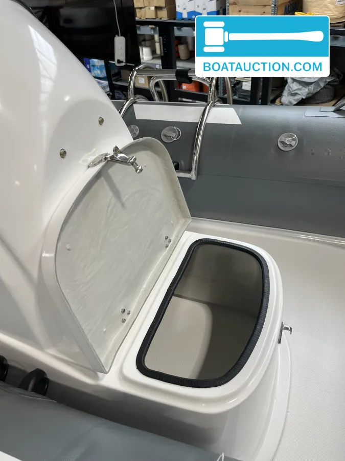 foto: 19 Ocean Pro 390