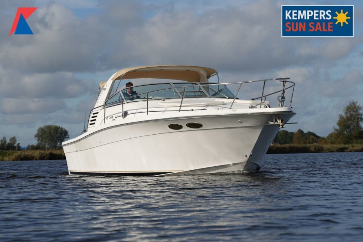 foto: 4 Sea Ray 330 Express Cruiser