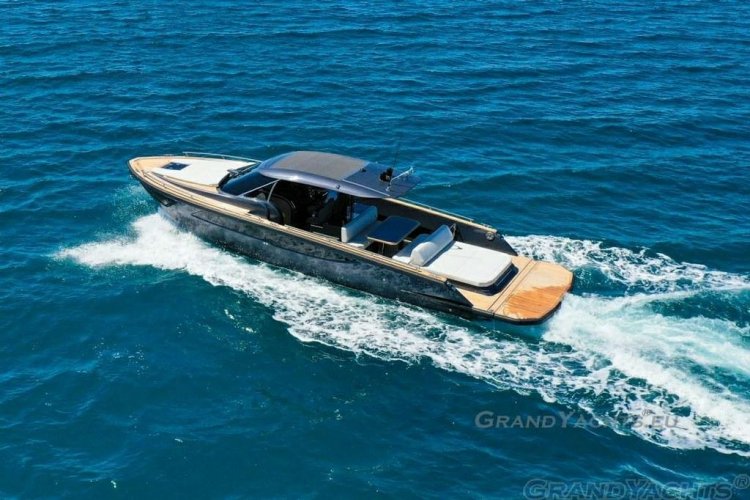 foto: 13 Focus Yachts forza 37