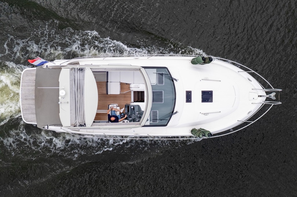 foto: 69 Bavaria S 40 HT