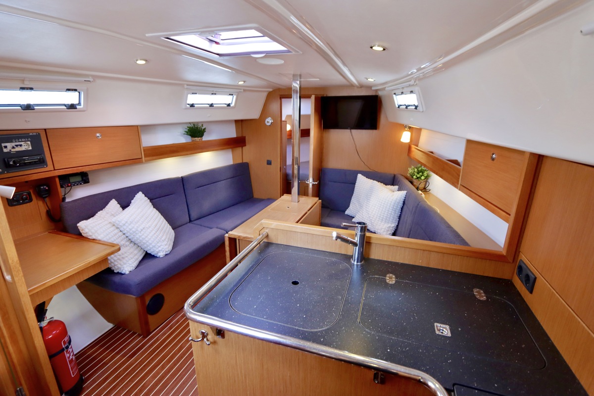 foto: 38 Bavaria  32 Cruiser