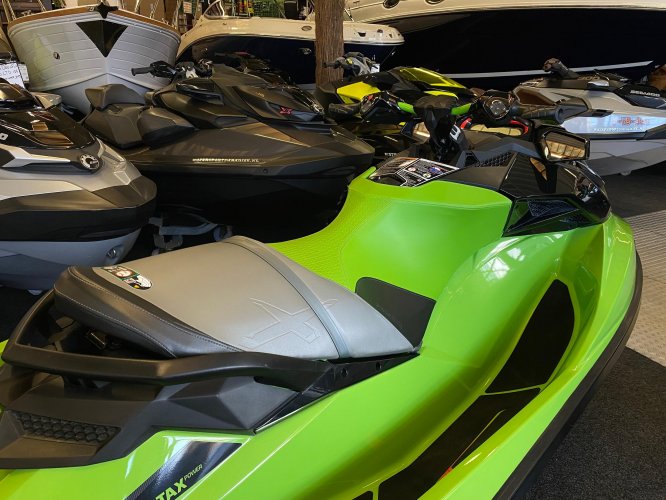 foto: 6 Sea-Doo RXP X-rs 300 (65uur)