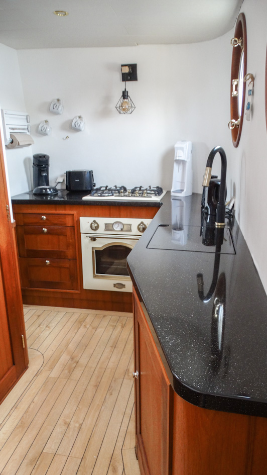 foto: 44 Luxe Motor 16.20 Deckhouse
