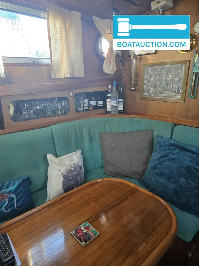 foto: 18 Motorsailer 1200