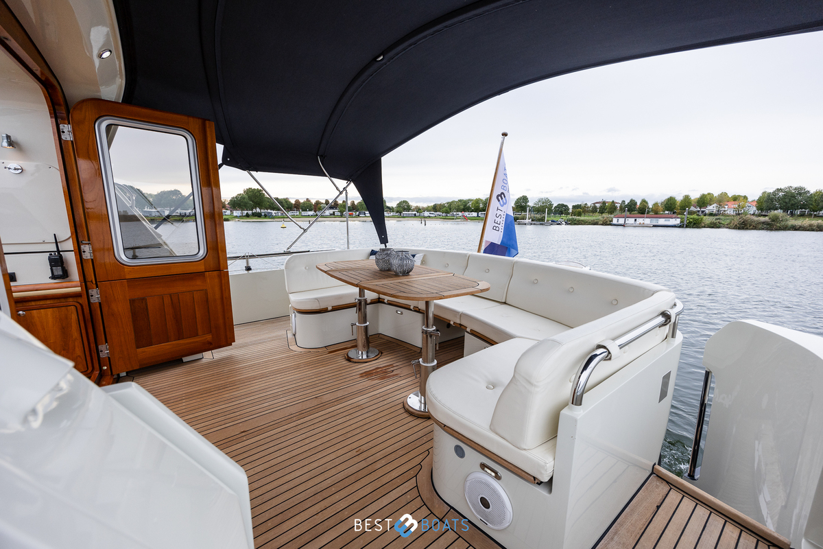 foto: 63 Linssen Grand Sturdy 500 AC Variotop 