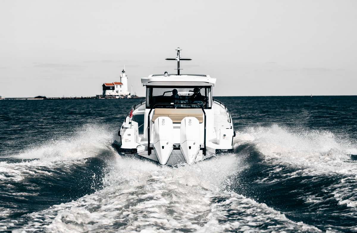 foto: 20 Axopar 37 XC Cross Cabin