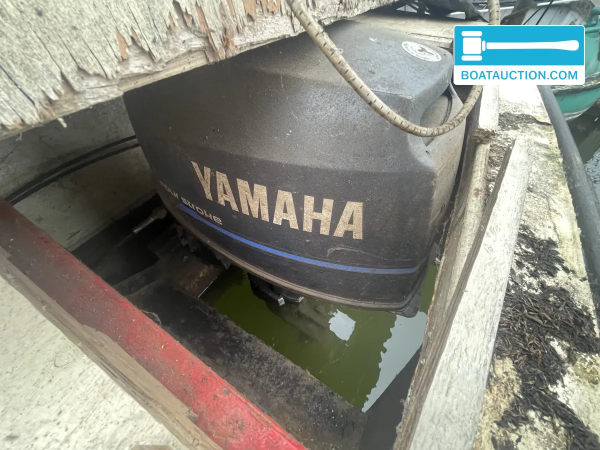 foto: 13 Motorboat 700