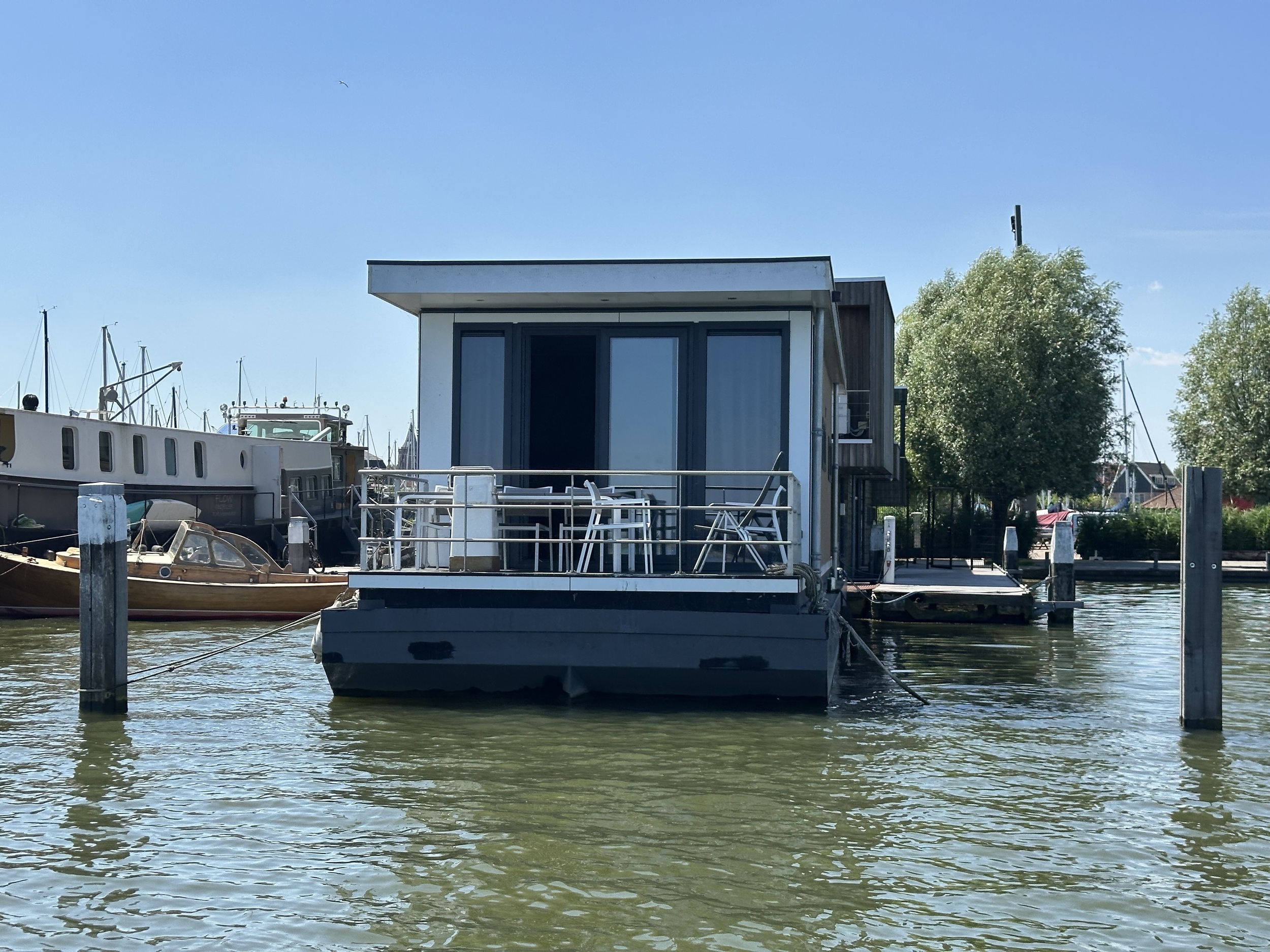 foto: 39 Vamos 46 Houseboat Charter