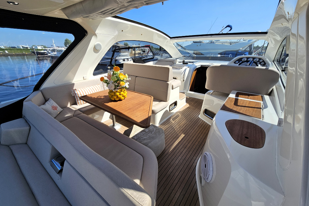foto: 136 Bavaria 43 HT