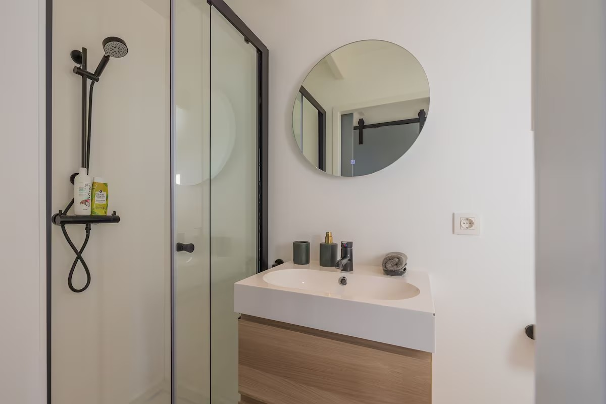 foto: 42 Surla 15 Houseboat Zelfvoorzienend