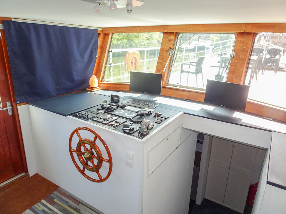foto: 55 Varend Woonschip 31.28 met UBC