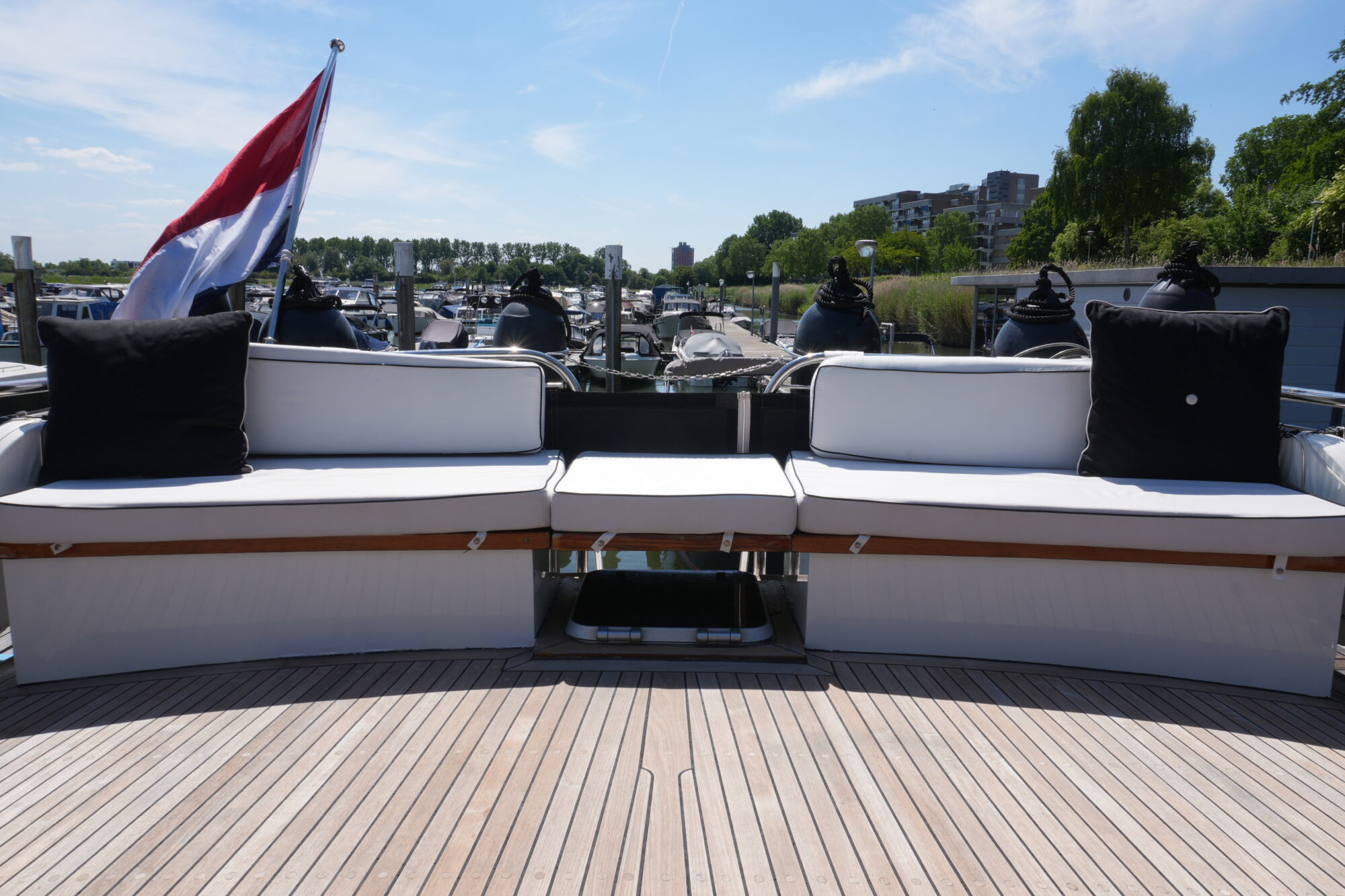 foto: 100 Valkkruiser Valkkruiser Super Falcon 45 Cabrio