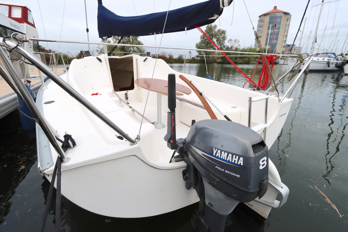 foto: 32  Jeanneau Sun 2000
