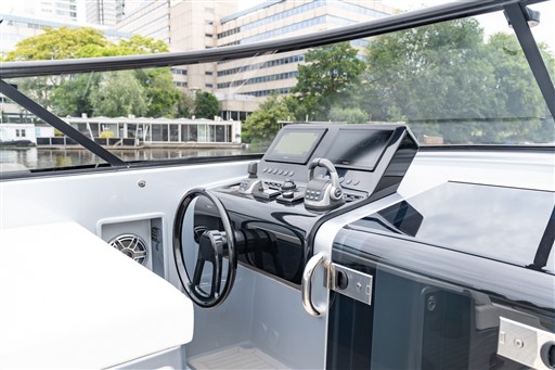 foto: 38 Vandutch 40