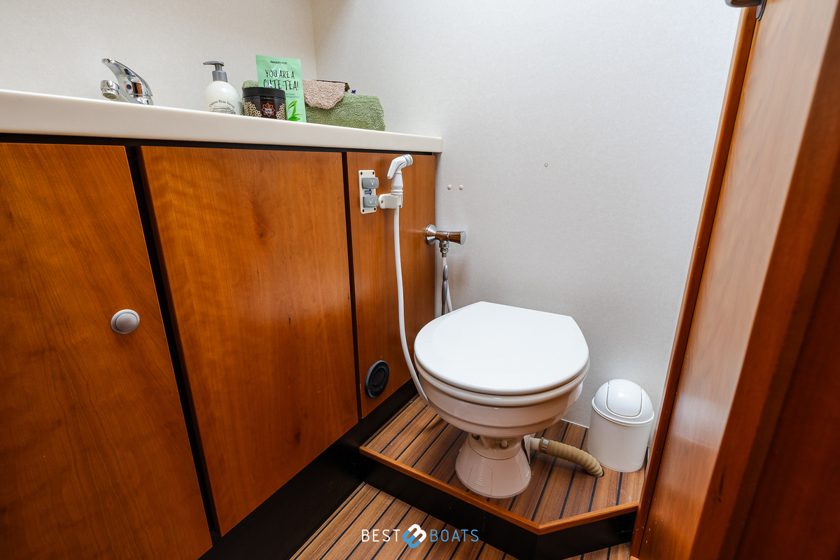 foto: 58 Linssen  Grand Sturdy 45.9 AC Twin