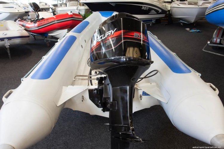 foto: 10 Quicksilver QS 450F