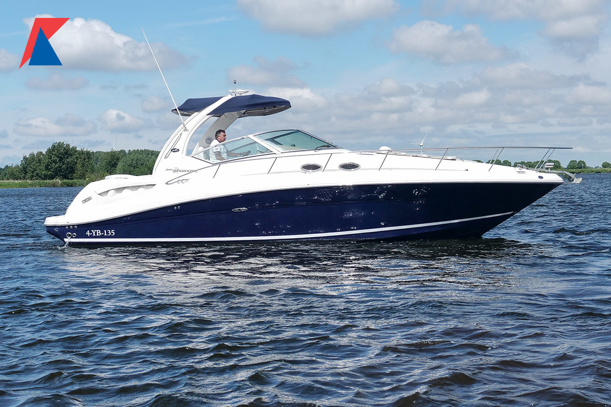 hoofdfoto: 1 Sea Ray 340 Sundancer