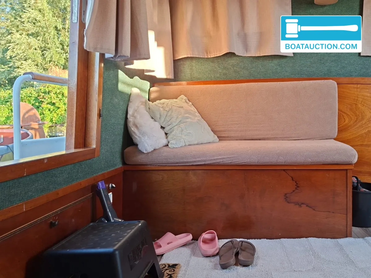 foto: 16 Crown kruiser 970