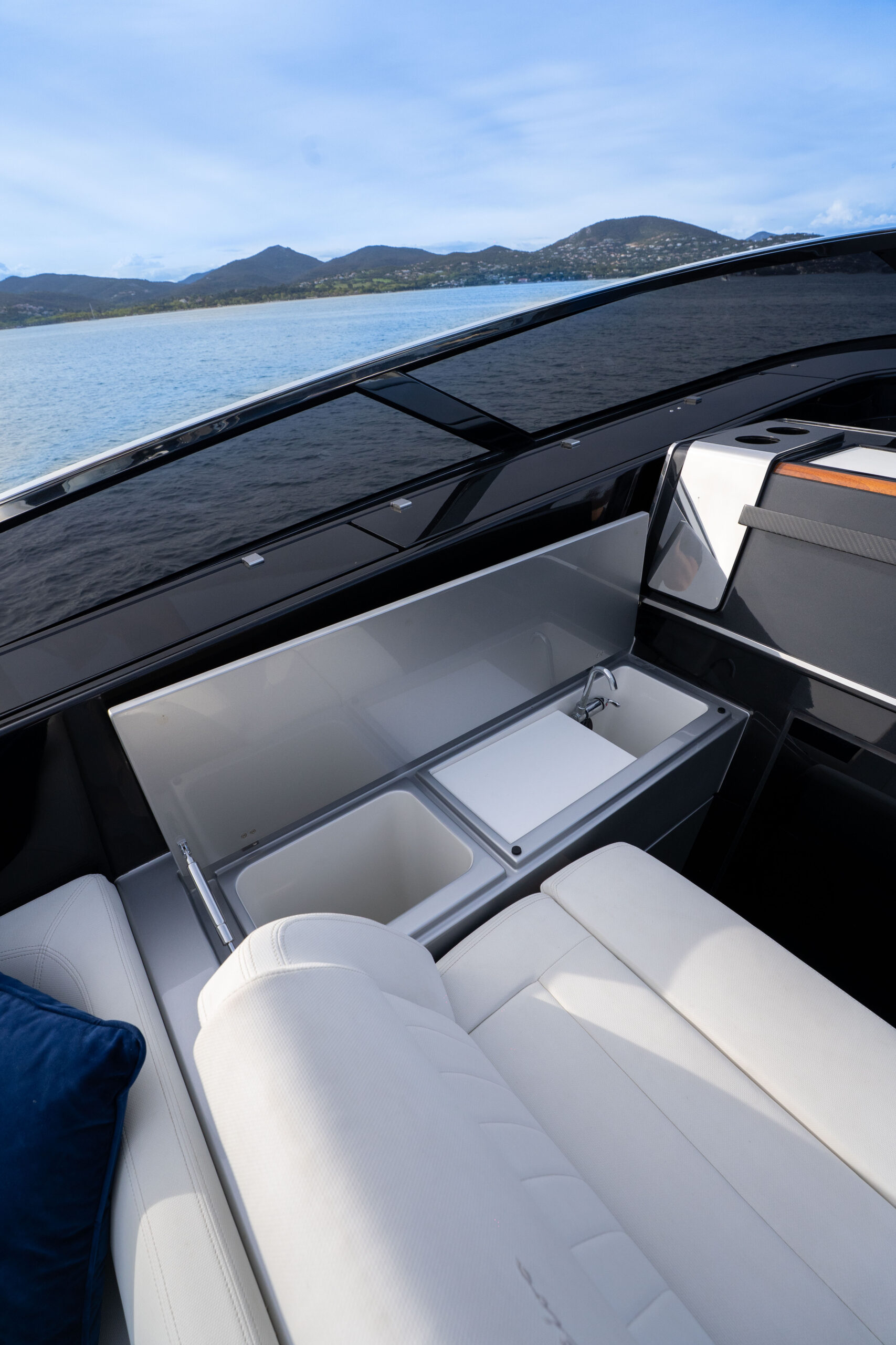 foto: 51 Riva 48 Dolceriva #03 ELEMENTS