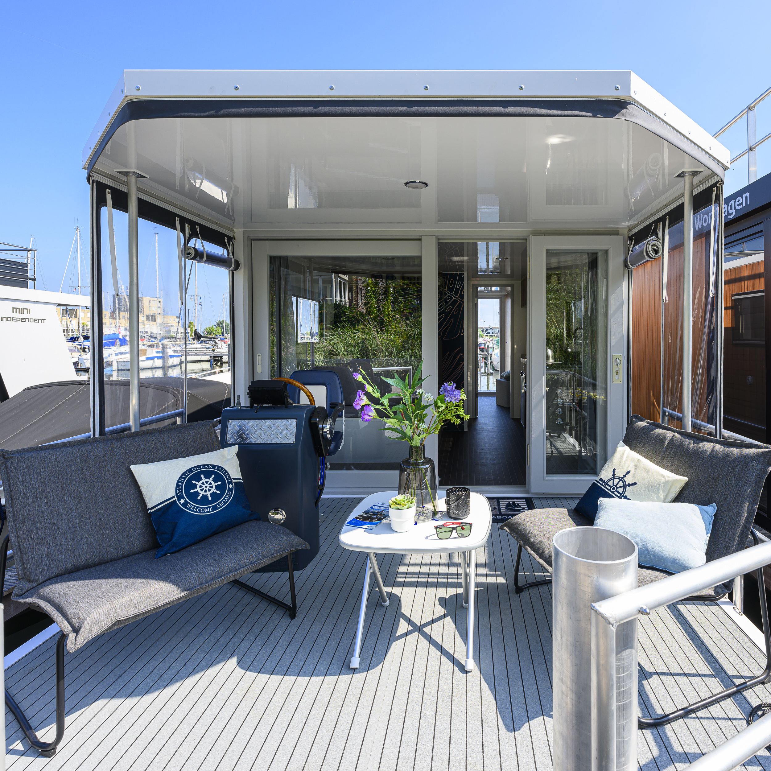 foto: 27 Flexmobil Houseboat Insula