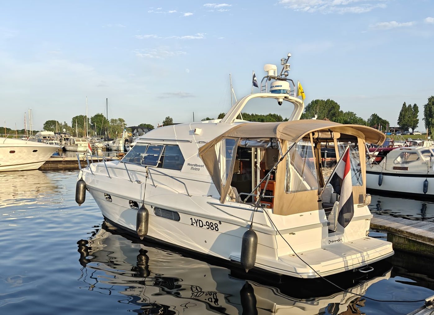 foto: 6 Nordboot Riviera 925 KHT