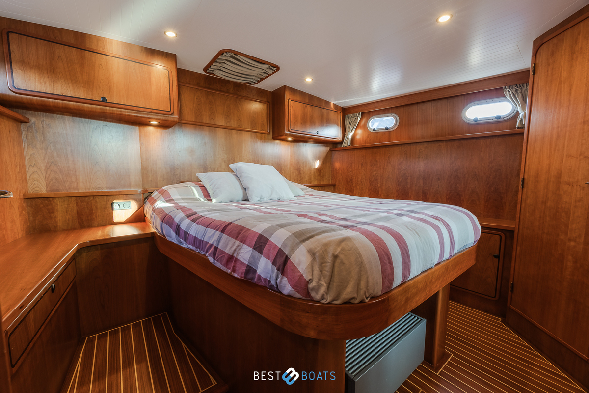 foto: 51 Linssen Grand Sturdy 410 AC Gold