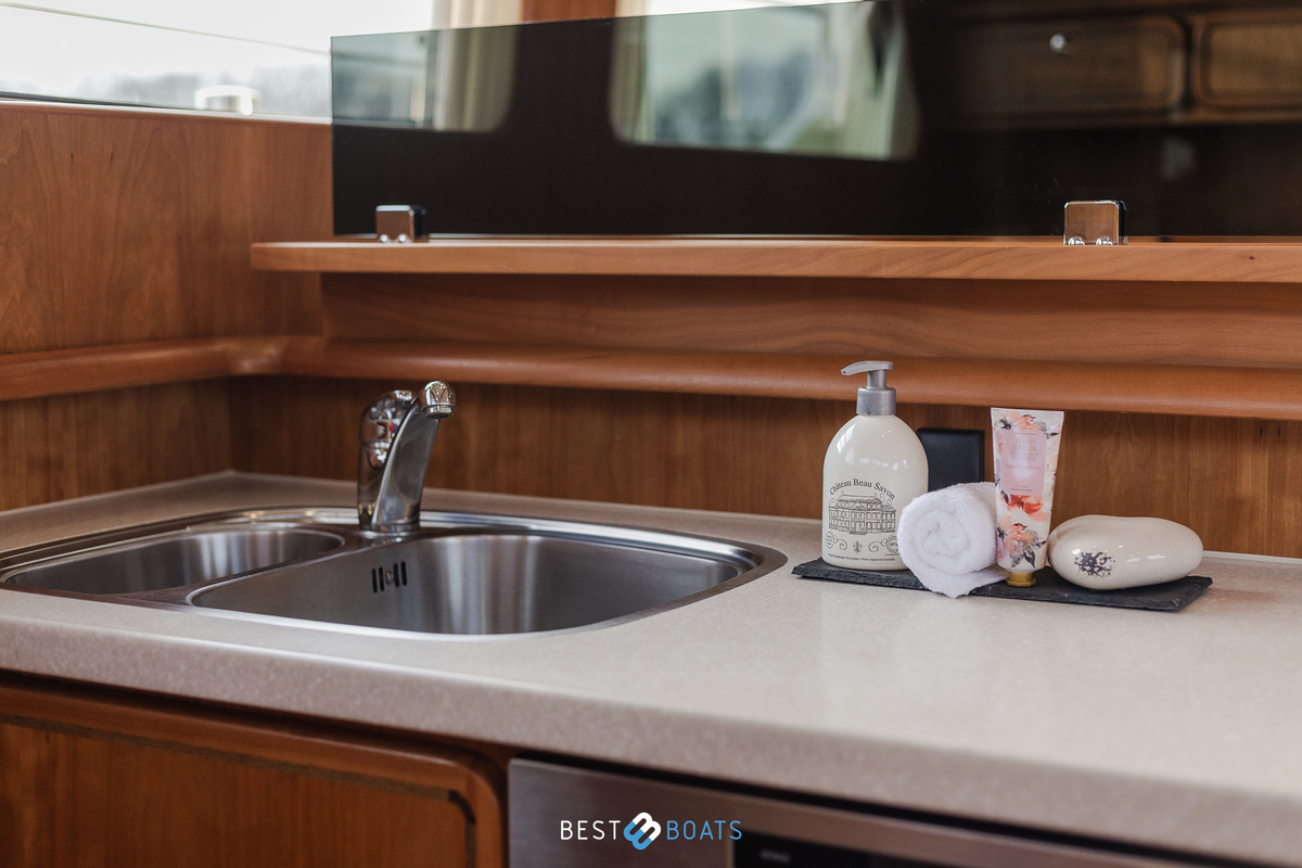 foto: 56 Linssen Grand Sturdy 500 Variotop MKII