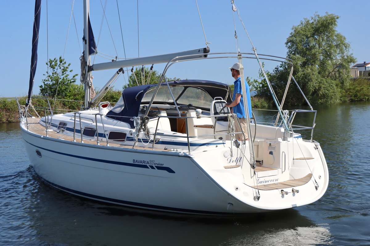 foto: 40 Bavaria 37-2 C