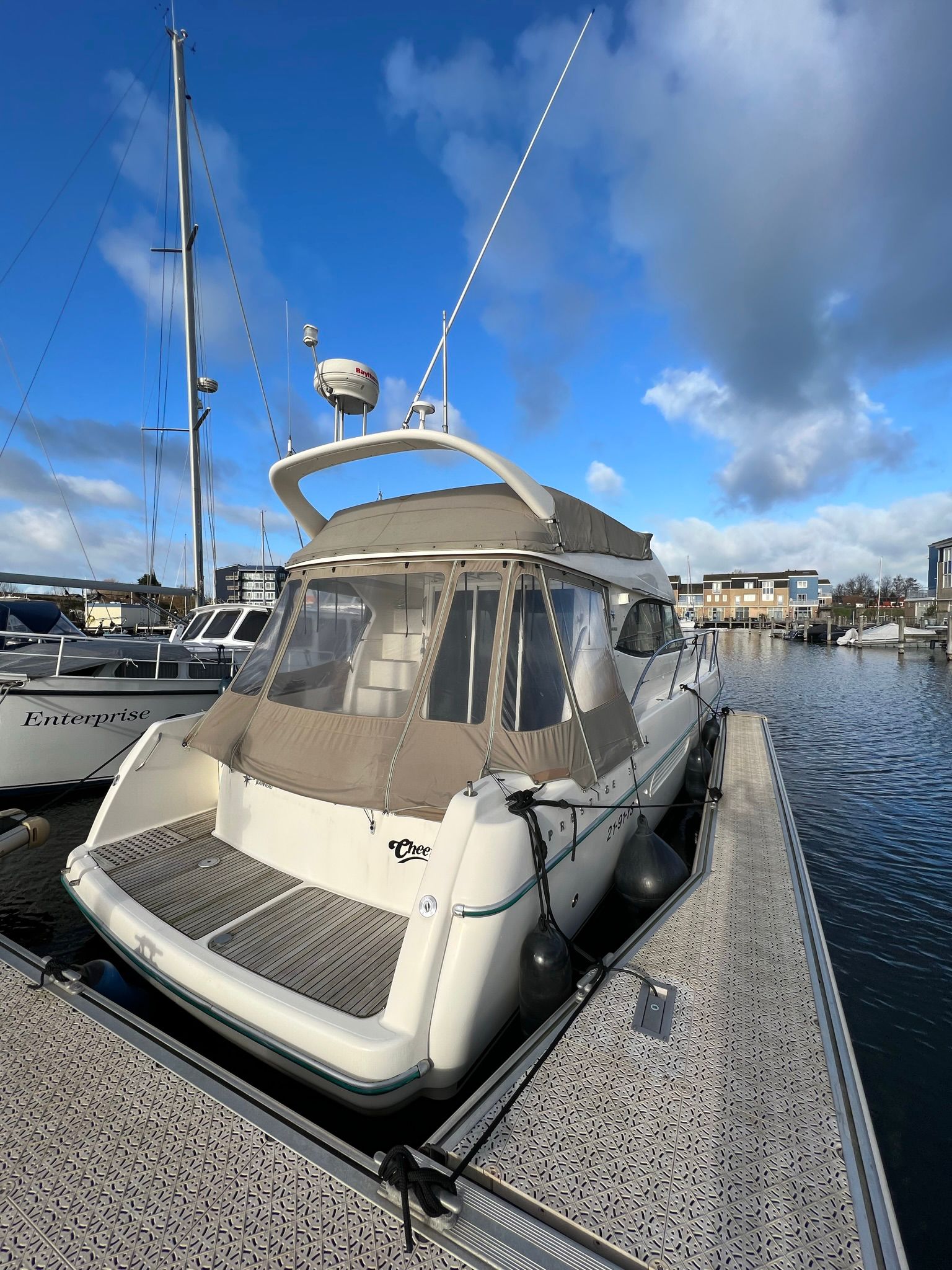 foto: 74 Jeanneau Prestige 36 Fly
