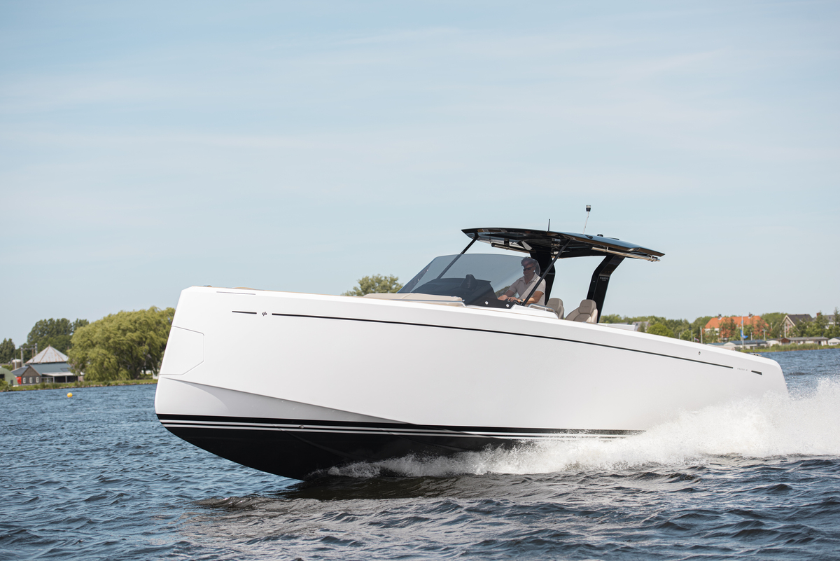 foto: 54 PARDO YACHTS 38  