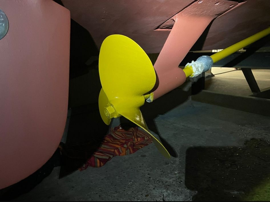 foto: 82 Princess Princess 415 FB