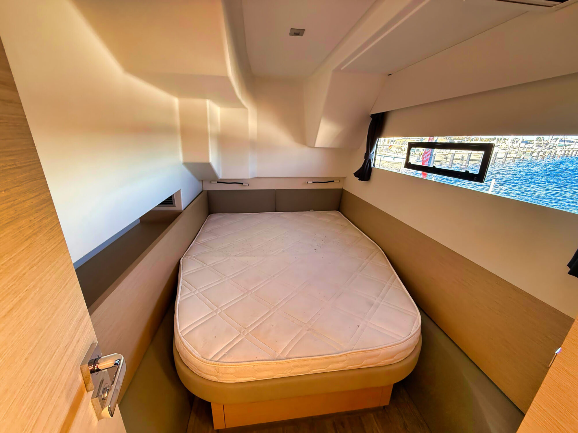 foto: 87 Fountaine Pajot Fountaine Payot Motorcatamaran MY 37