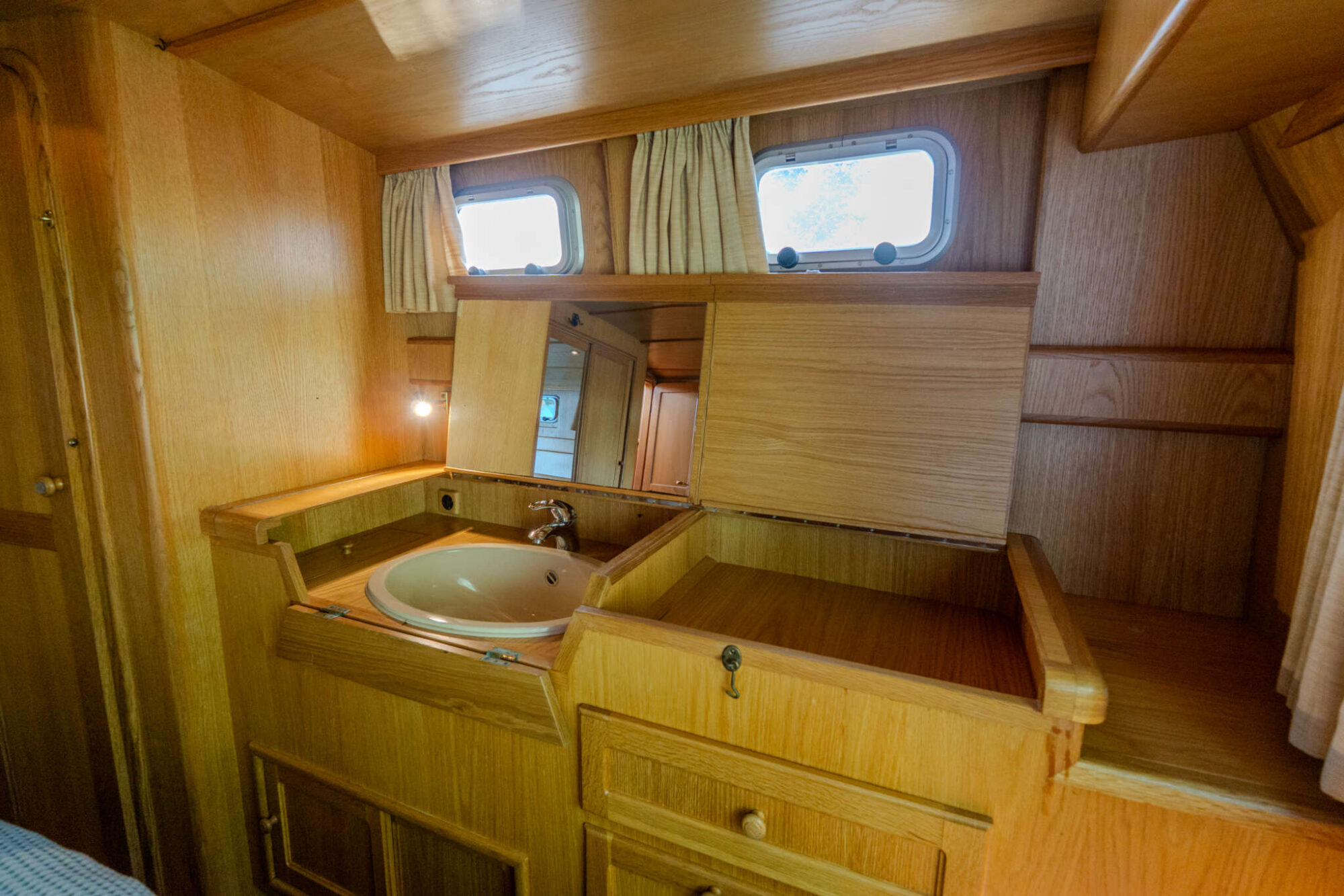 foto: 40 Feltz Feltz Aluminium Kruiser 12.50 AK Cabrio