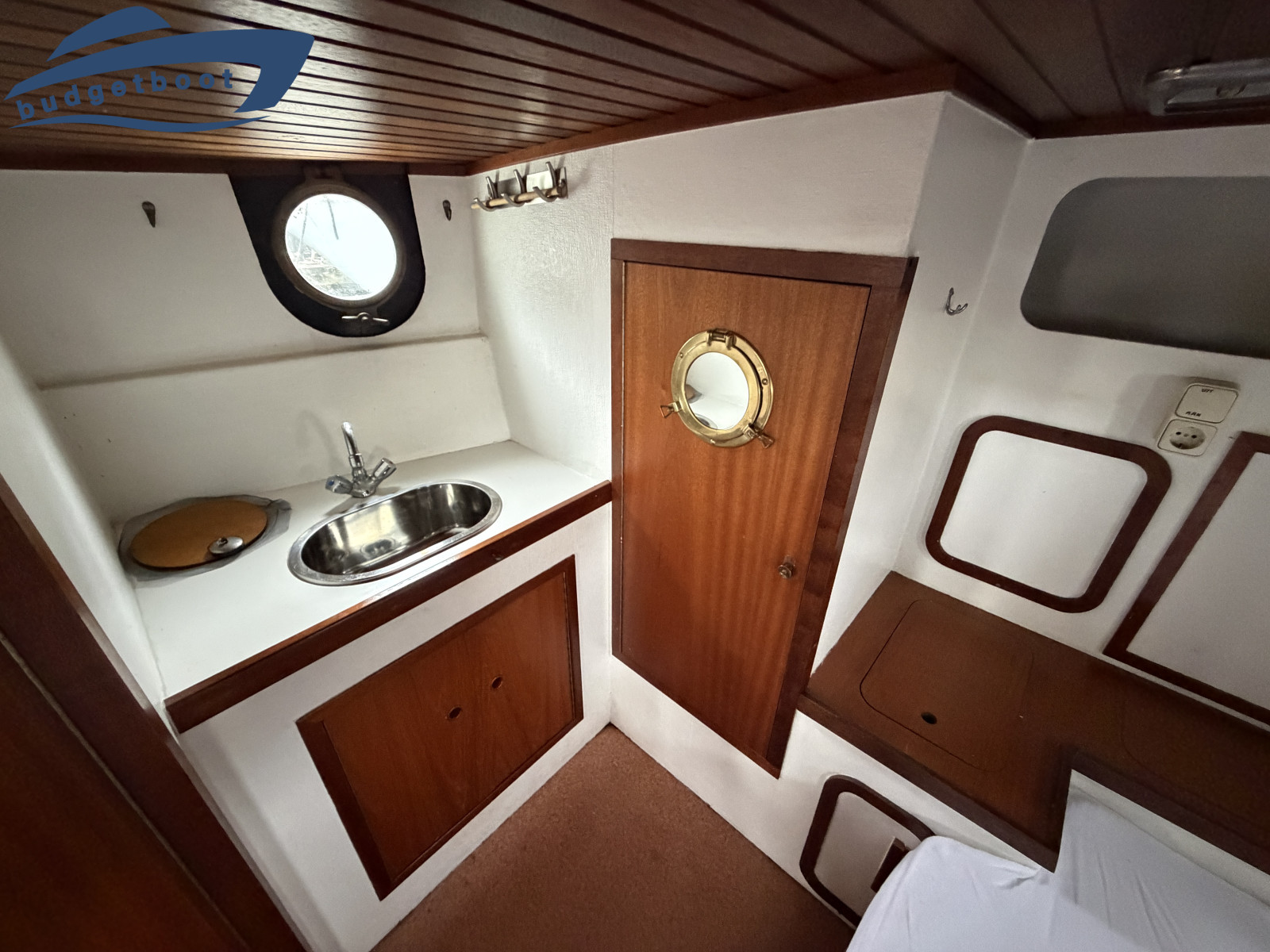 foto: 19 Kokernoot kotter 12.50