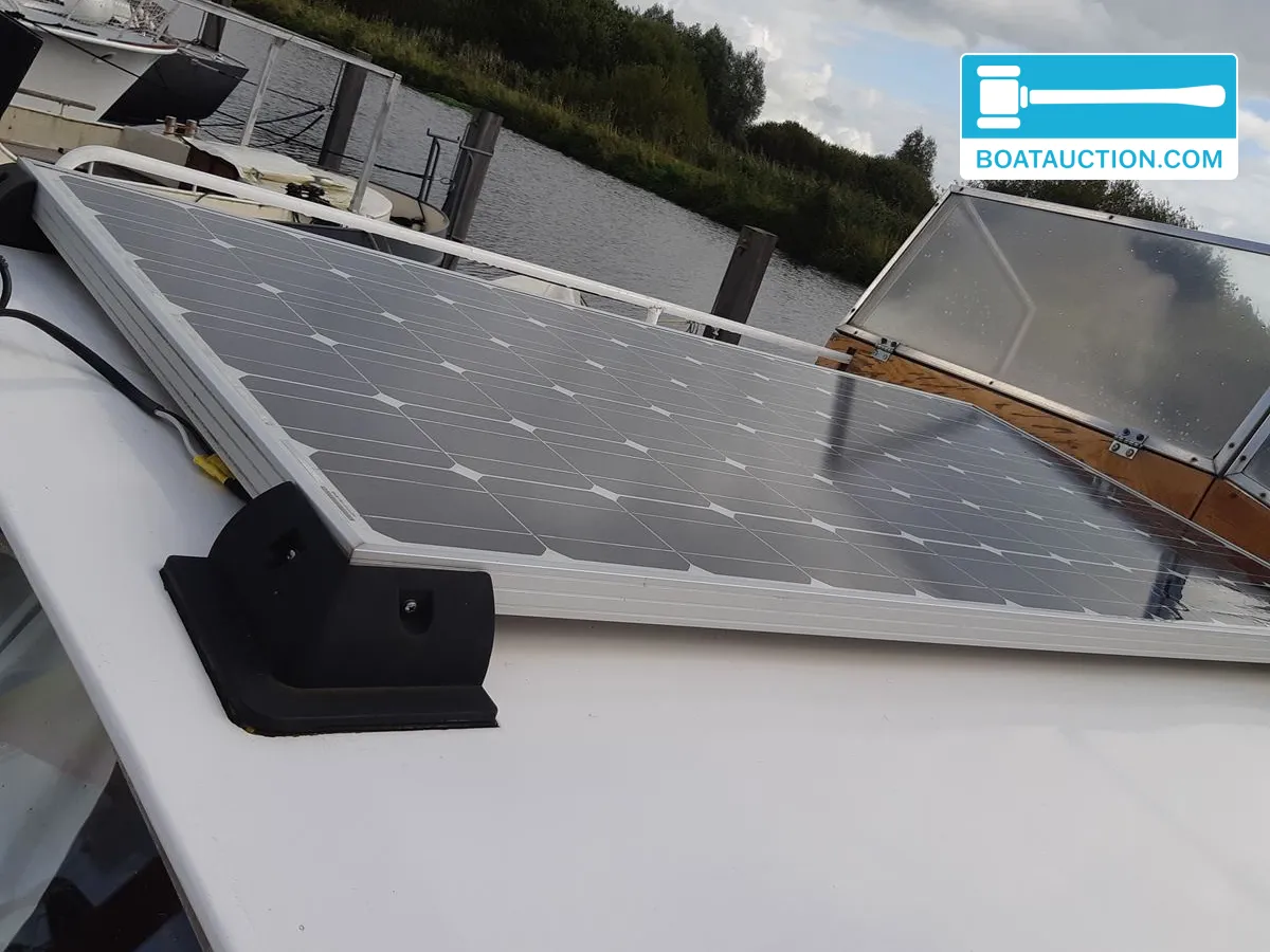 foto: 27 Motorboat 960