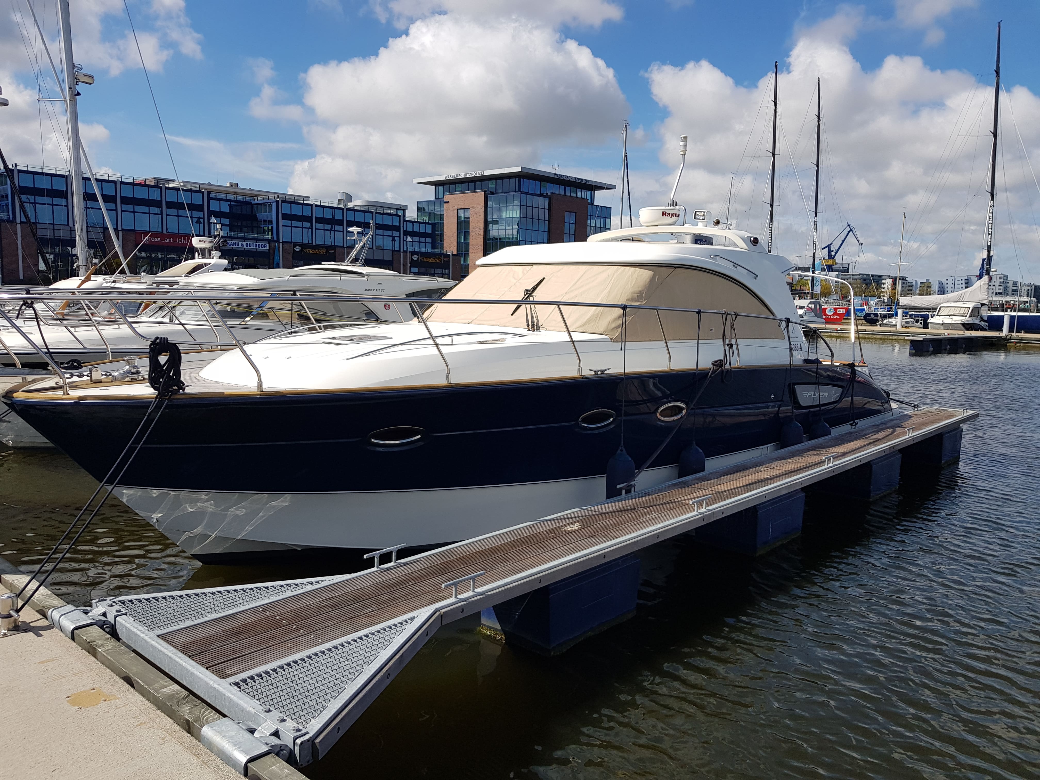 foto: 24 Beneteau Flyer 12