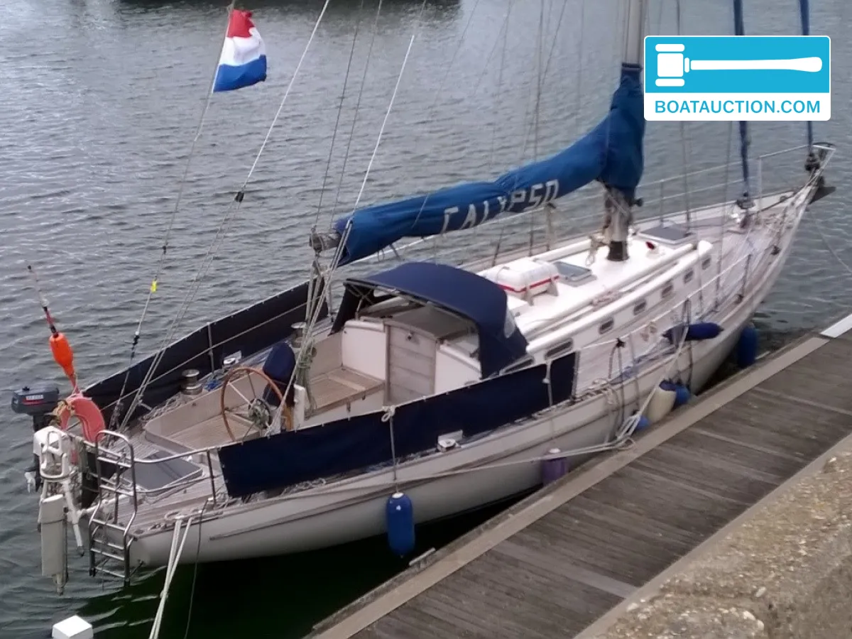 foto: 45 Frans Maas Hawk 42